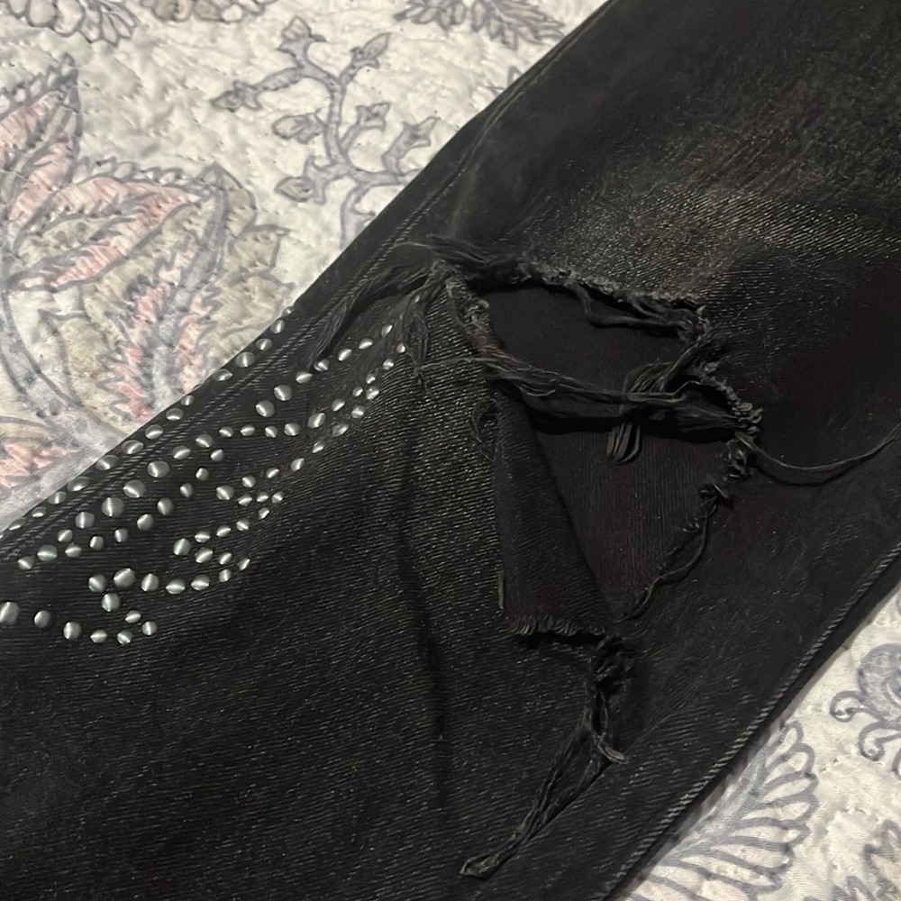 Levi’s Studded Jeans - Picture 5 of 14